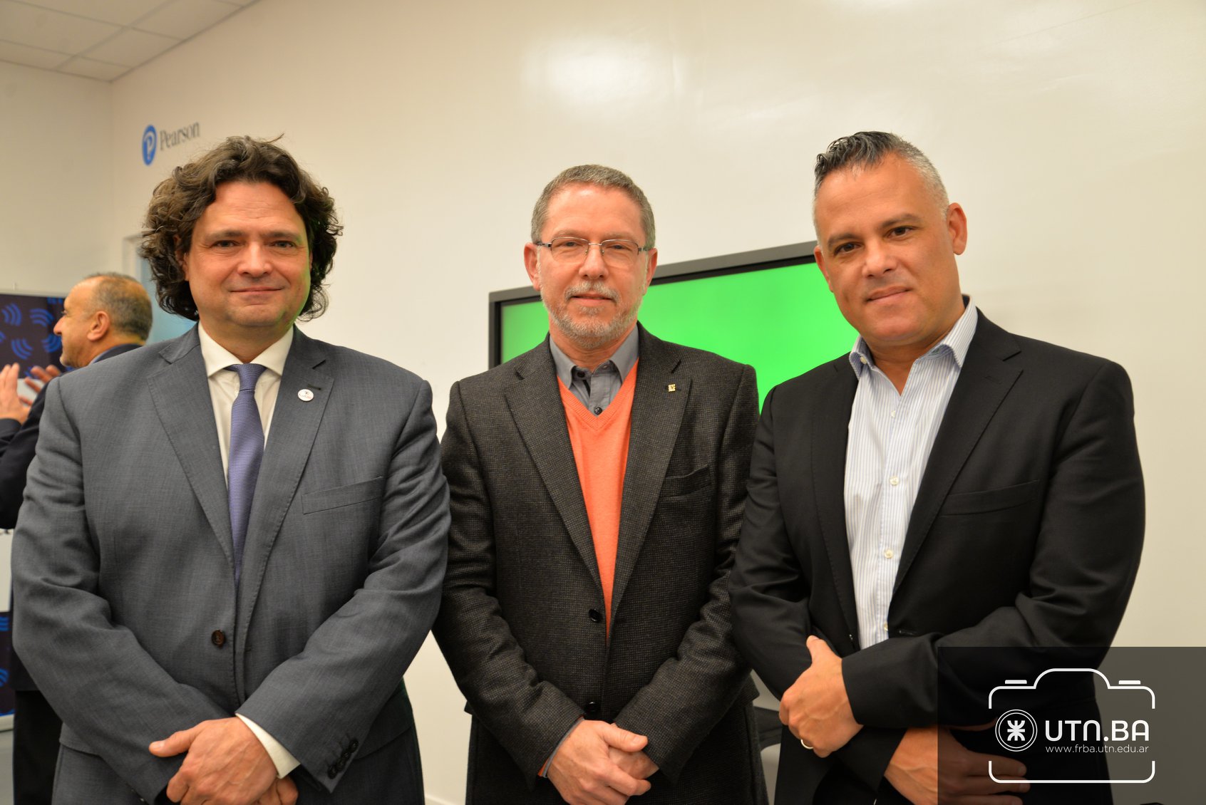 LA UTNBA inauguró la primera aula invertida de Argentina — SUR DIGITAL